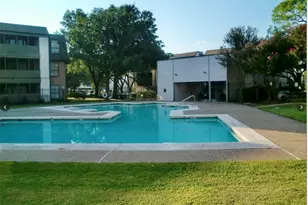 3075 Walnut Bend Ln, Houston, TX 77042 - Photo 27