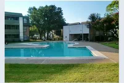 3075 Walnut Bend Lane #24, Houston, TX 77042 - Photo 3