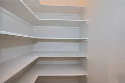 10210 Squirehill Court, Houston, TX 77070 - Photo 9