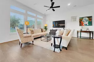 3107 Somerset Levens Ln, Houston, TX 77055 - Photo 3