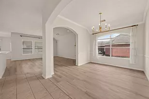 14207 Rolling Hills Ln, Rosharon, TX 77583 - Photo 5