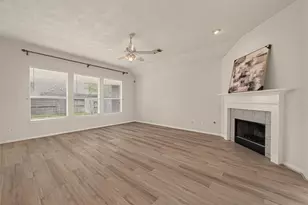 14207 Rolling Hills Ln, Rosharon, TX 77583 - Photo 7