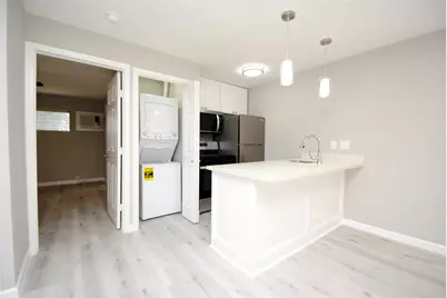 2515 Yoakum Boulevard #12, Houston, TX 77006 - Photo 13