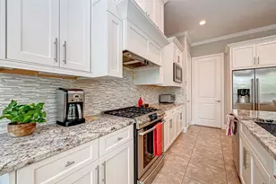 23 Silver Rock Dr, Tomball, TX 77375 - Photo 17