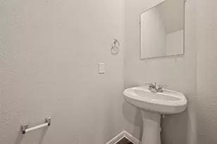 15618 Buffalo Mdw Ct, Houston, TX 77090 - Photo 7