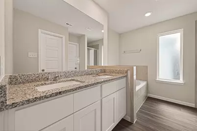 15618 Buffalo Meadow Court, Houston, TX 77090 - Photo 11