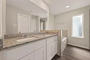 15618 Buffalo Mdw Ct, Houston, TX 77090 - Photo 11