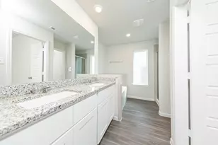 15618 Buffalo Mdw Ct, Houston, TX 77090 - Photo 13