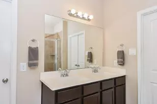 2818 Goodman Ridge Dr, Missouri City, TX 77459 - Photo 17