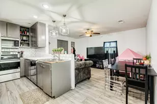 7550 Oak Cross E St, Alvin, TX 77511 - Photo 17