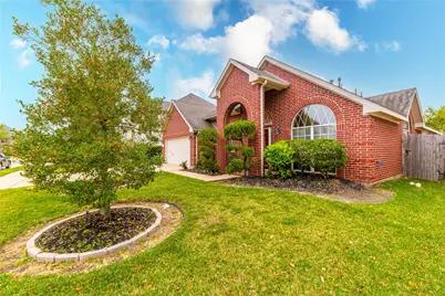 2201 Signal Hill Drive, Pearland, TX 77584 - Photo 3