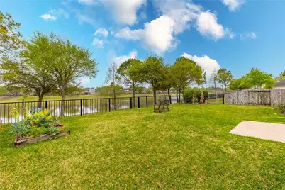 2201 Signal Hill Drive, Pearland, TX 77584 - Photo 5