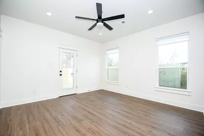 4101 Victoria Avenue #B, Dickinson, TX 77539 - Photo 25