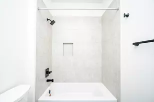 4101 Victoria, Dickinson, TX 77539 - Photo 19