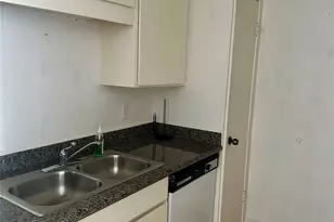 10047 Westpark Dr, Houston, TX 77042 - Photo 5