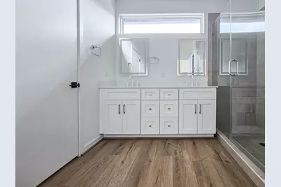 203 Danna Lane #A, Houston, TX 77009 - Photo 11