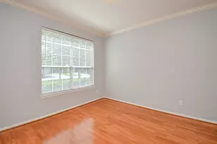 1114 Oxford Mills Ln, Sugar Land, TX 77479 - Photo 5