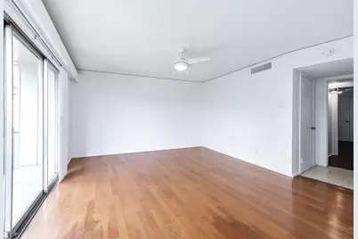 8211 Katy Freeway #10, Houston, TX 77024 - Photo 5