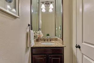 67 S Sage Sparrow Cir, Spring, TX 77389 - Photo 25