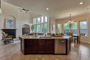 67 S Sage Sparrow Cir, Spring, TX 77389 - Photo 23