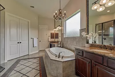 67 S Sage Sparrow Circle, Spring, TX 77389 - Photo 17
