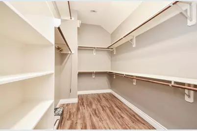 18 E Knightsbridge Drive, The Woodlands, TX 77385 - Photo 21