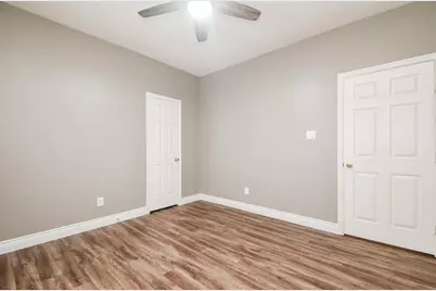 18 E Knightsbridge Drive, The Woodlands, TX 77385 - Photo 23