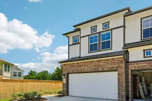 417 East Coralburst Loop, Montgomery, TX 77316 - Photo 3