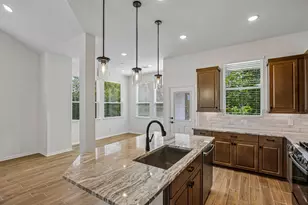 417 East Coralburst Loop, Montgomery, TX 77316 - Photo 7
