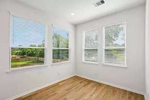 417 East Coralburst Loop, Montgomery, TX 77316 - Photo 11