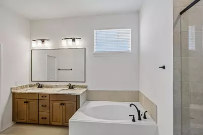 417 East Coralburst Loop, Montgomery, TX 77316 - Photo 21
