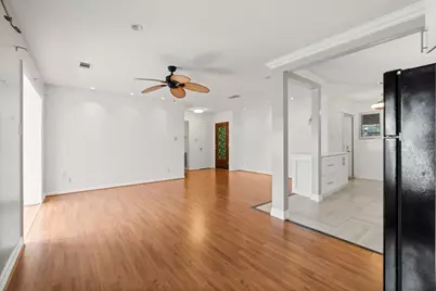 2824 Briarhurst Drive #14, Houston, TX 77057 - Photo 9