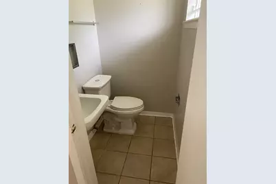 206 W Mitchell Road, Houston, TX 77037 - Photo 5