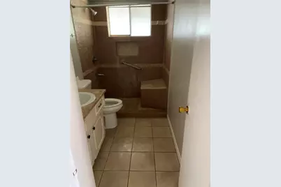 206 W Mitchell Road, Houston, TX 77037 - Photo 9