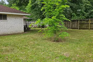 206 W Mitchell Rd, Houston, TX 77037 - Photo 11