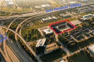 81 Northpoint Dr Building 11, Houston, TX 77060 - Photo 3