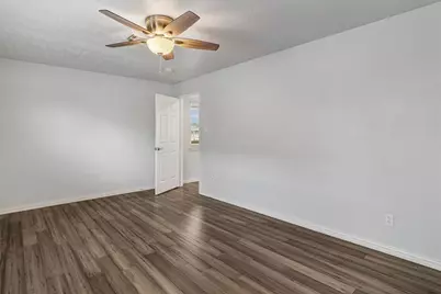 765 Marlin Street, Bayou Vista, TX 77563 - Photo 17
