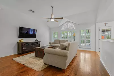 5101 Winterwood Drive, League City, TX 77573 - Photo 15