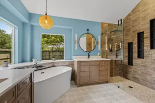 5101 Winterwood Dr, League City, TX 77573 - Photo 3