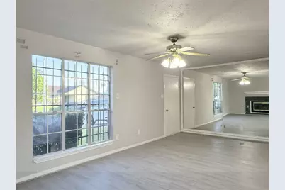 12715 Middlesbrough Lane, Houston, TX 77066 - Photo 3