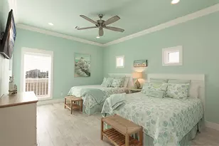 1255 Cloon St, Crystal Beach, TX 77650 - Photo 23