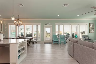 1255 Cloon Street, Crystal Beach, TX 77650 - Photo 15