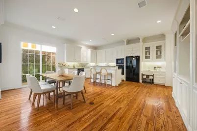 5826 Augusta Court, Houston, TX 77057 - Photo 13