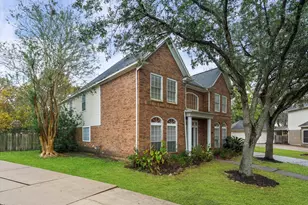 1911 Triple Mast Cir, League City, TX 77573 - Photo 5