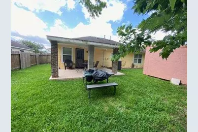 2634 Sockeye Drive, Houston, TX 77045 - Photo 11