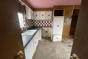 84 Lampshire Ave, Palmview, TX 78572 - Photo 5