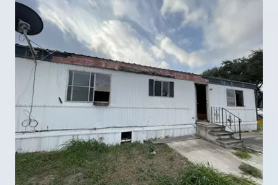 84 Lampshire Avenue, Palmview, TX 78572 - Photo 1