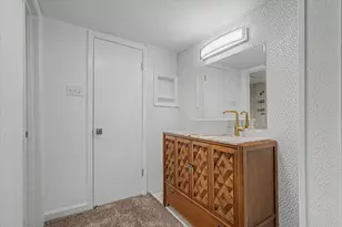 7575 Katy Fwy, Houston, TX 77024 - Photo 41