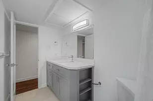 7575 Katy Fwy, Houston, TX 77024 - Photo 39