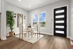5947 Collingsworth St, Houston, TX 77026 - Photo 5